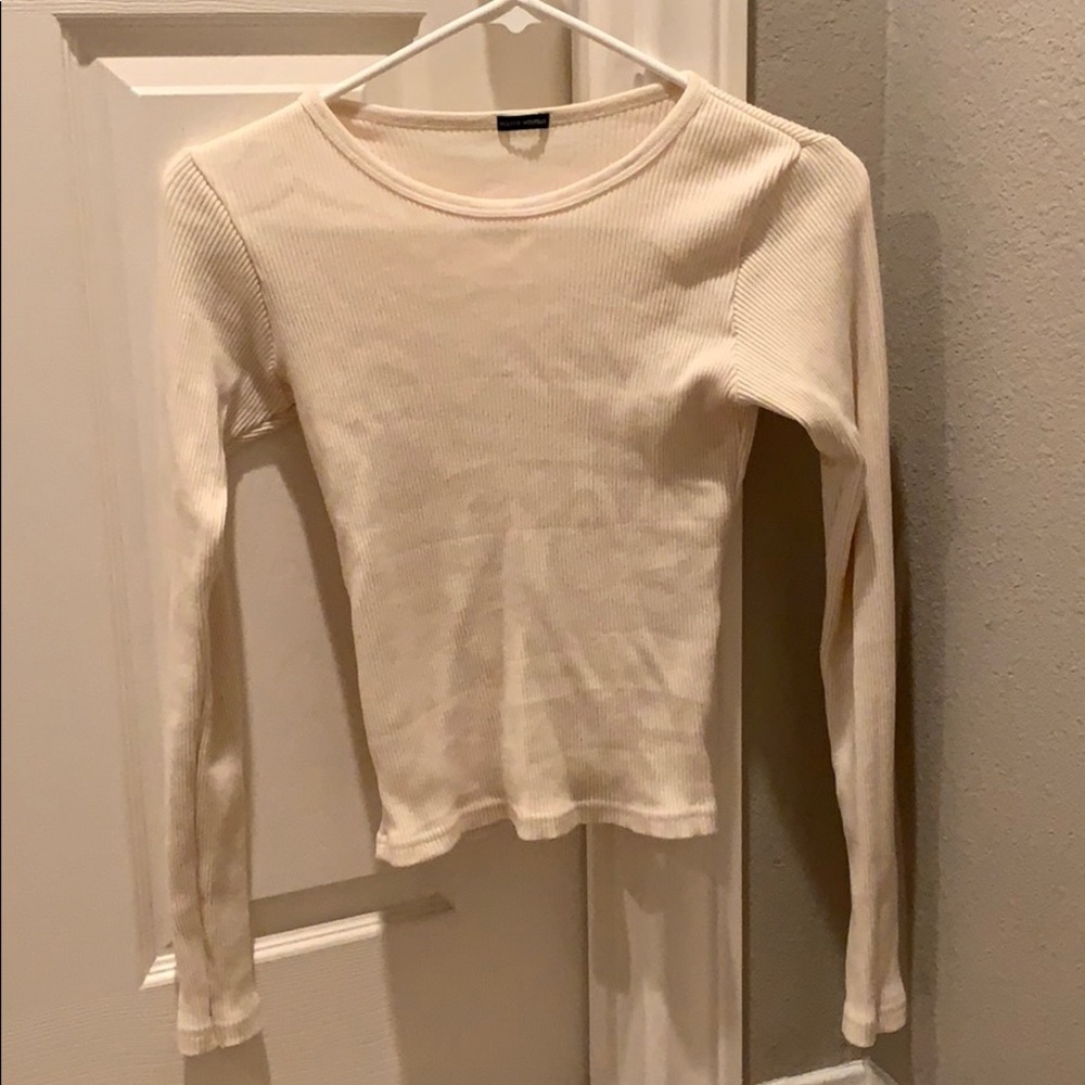 Brandy Melville Ribbed Cream Longsleeve